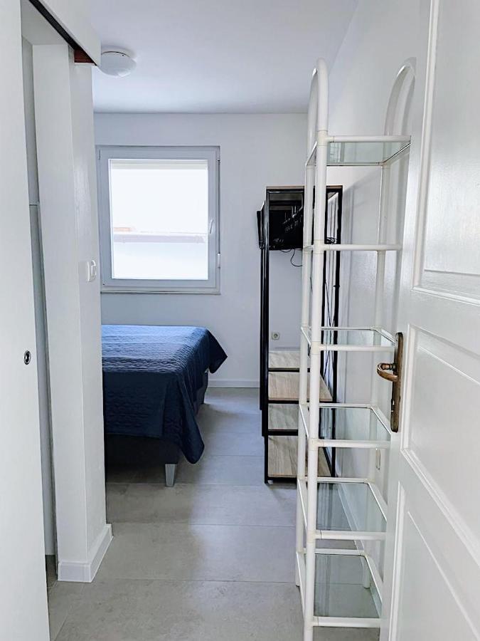 Apartmani Marin Medulin Eksteriør billede