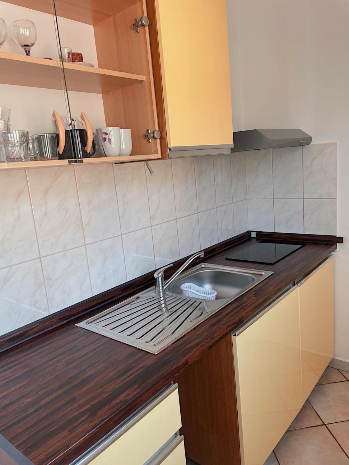 Apartmani Marin Medulin Eksteriør billede